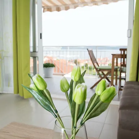Iva Apartment *